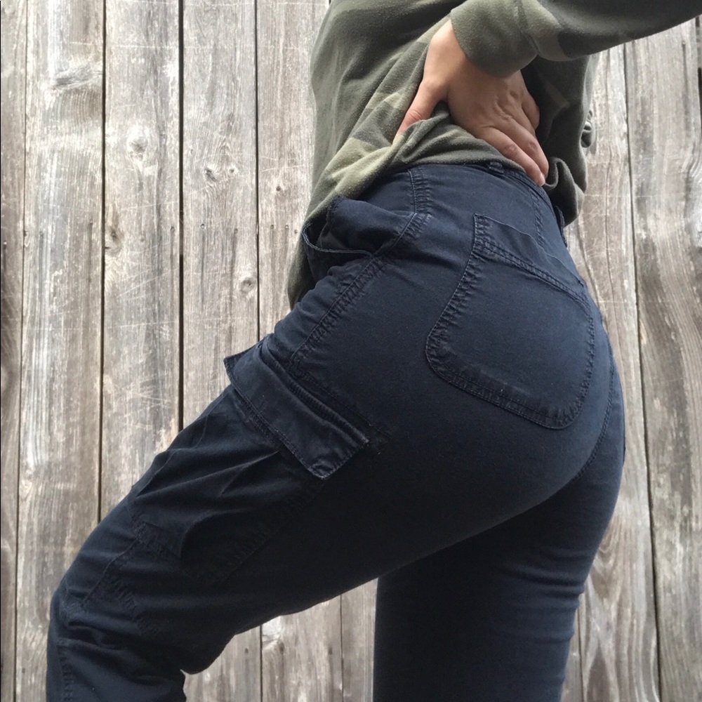 black cargo pant joggers